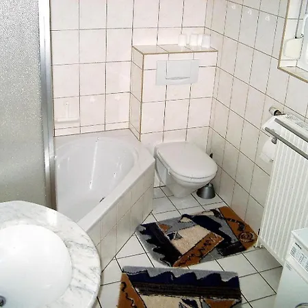 Holiday home Ostfrieslandtraum-mit-kamin-und-wintergarten